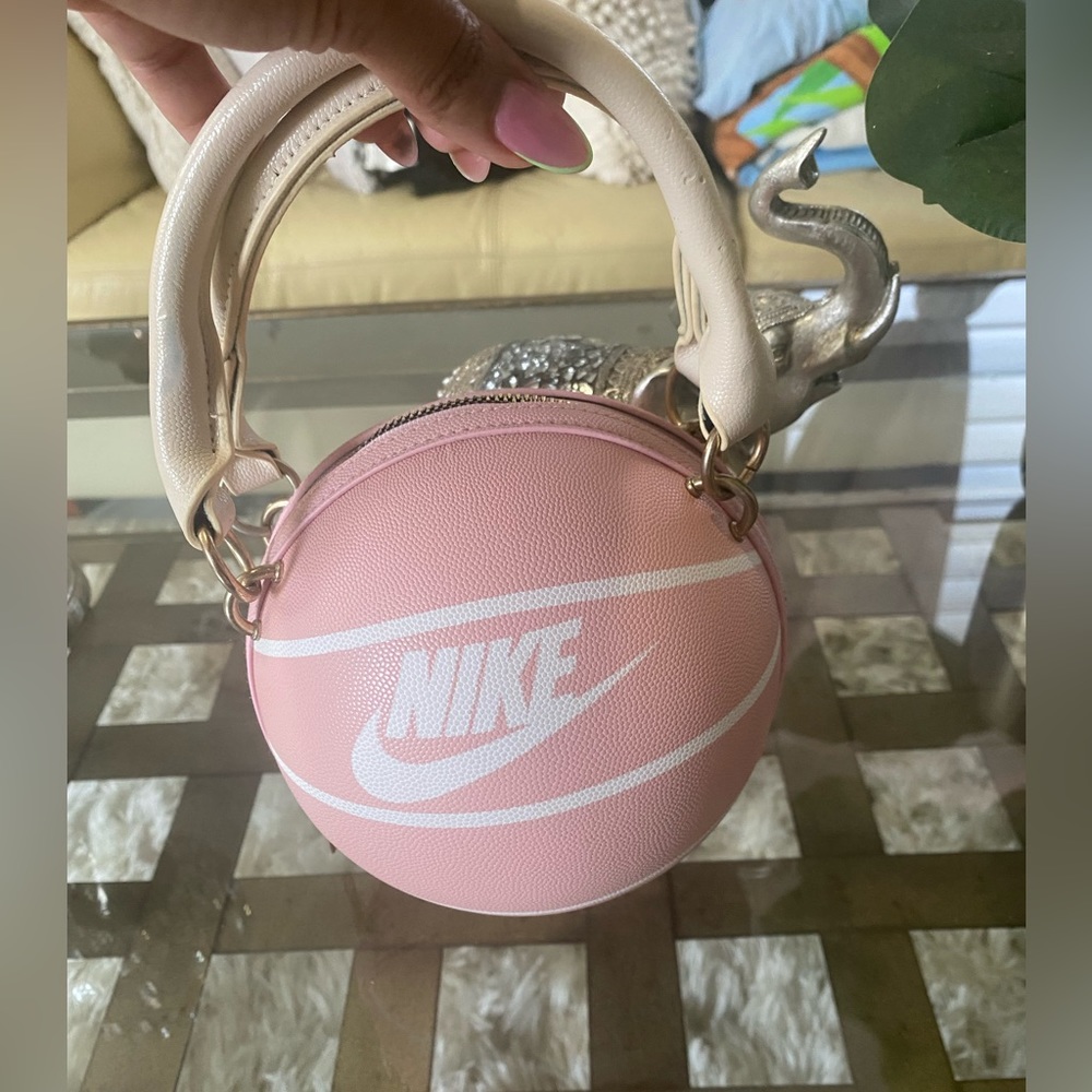 Basketball Nike clutch!